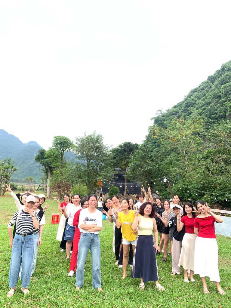 Tri Thức Ngày Xưa Trở Lại, Ơn Tình Sâu Nặng Của Cô Thầy